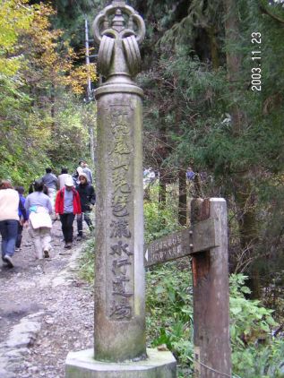 �U���H����