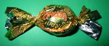 �J���[�A�`���R