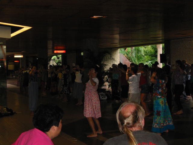 �ނ���A�O�̂��������̓��̕����C�ɂȂ�Ƃ����\������