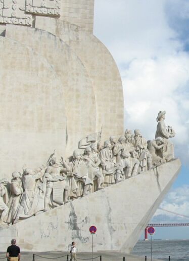 �����̃��j�������g